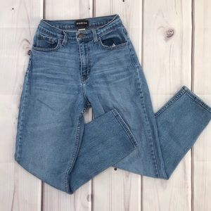 Mom jeans